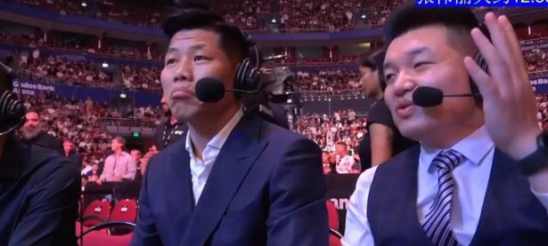 UFC友谊赛掀起高潮，陇右白虎队逆转江南天狼队，高压逼抢奏功——教练团队居功至伟(ufc张伟丽现场直播2025)