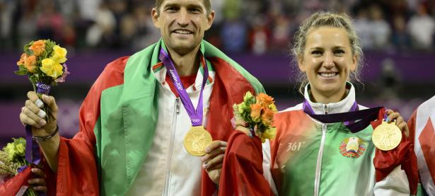 包含阿扎伦卡赛事官方发布绝杀新规，勇士争议不断！的词条