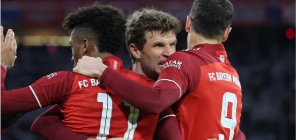  刷新纪录引爆全场！，Doinb意外战胜拜仁全场沸腾不已