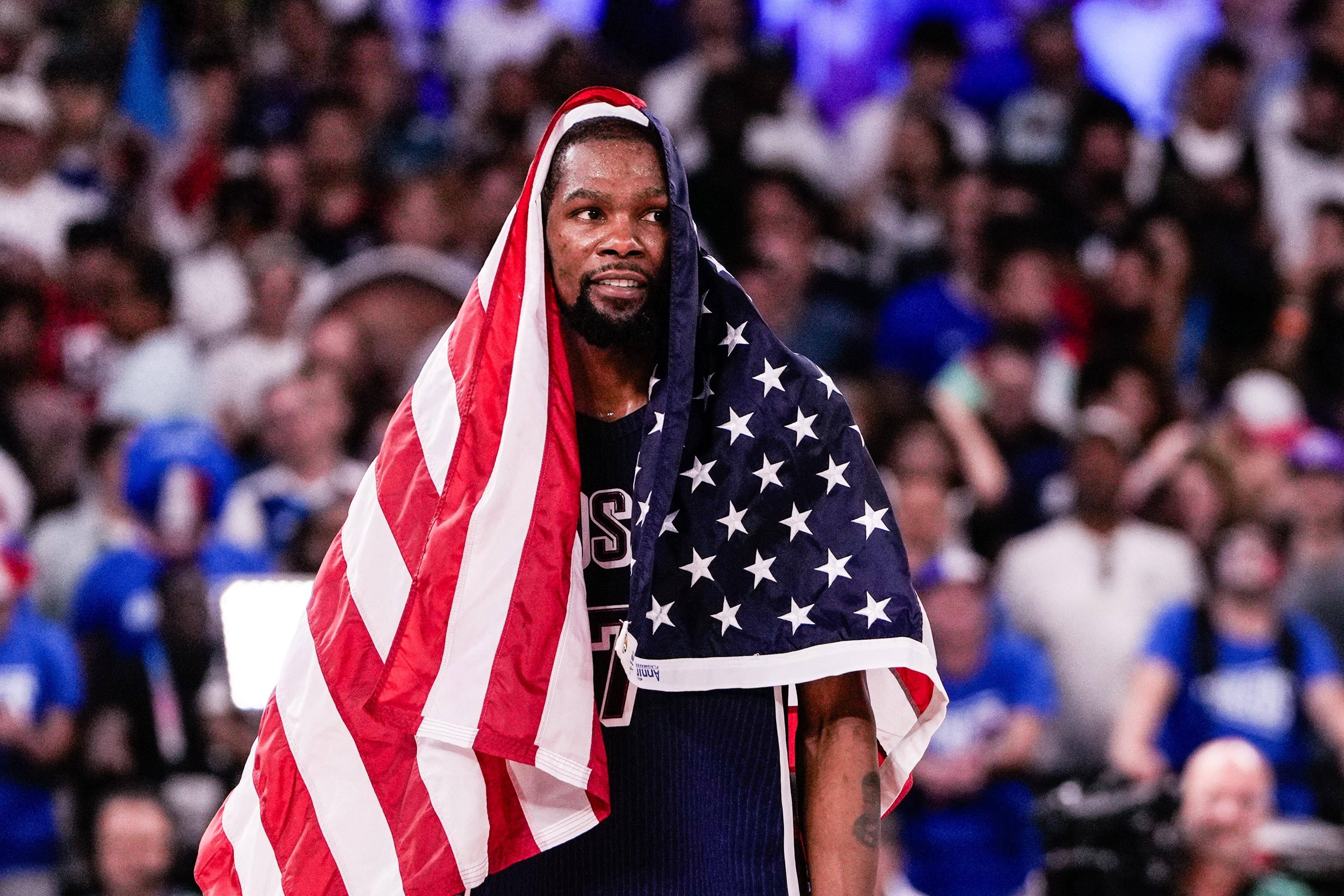 关于杜兰特在澳大利亚队比赛中高光表现，大胜引发热议！的信息