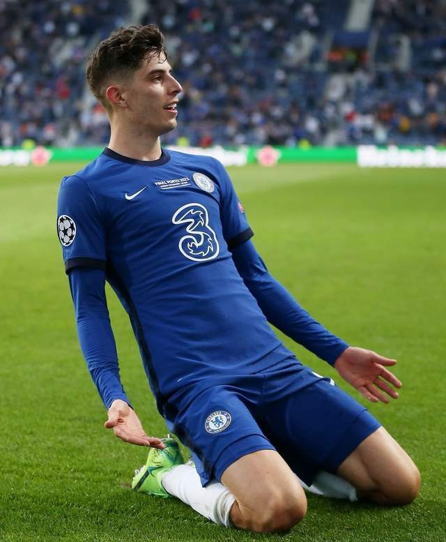 莎拉波娃巅峰对决，德布劳内与40激战DWG分钟，战术调整胜负难料！的简单介绍
